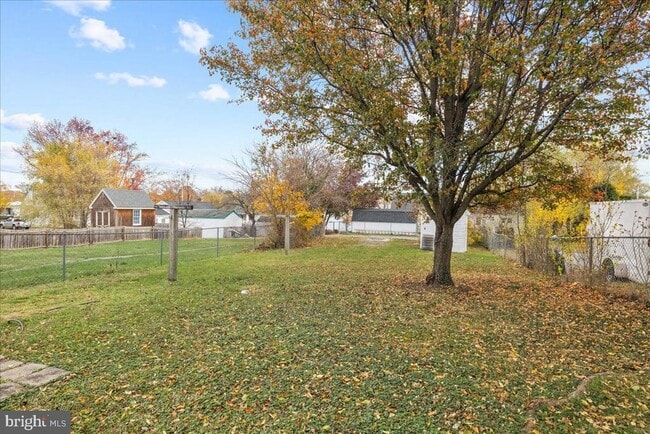 Building Photo - 312 Shawnee Ave