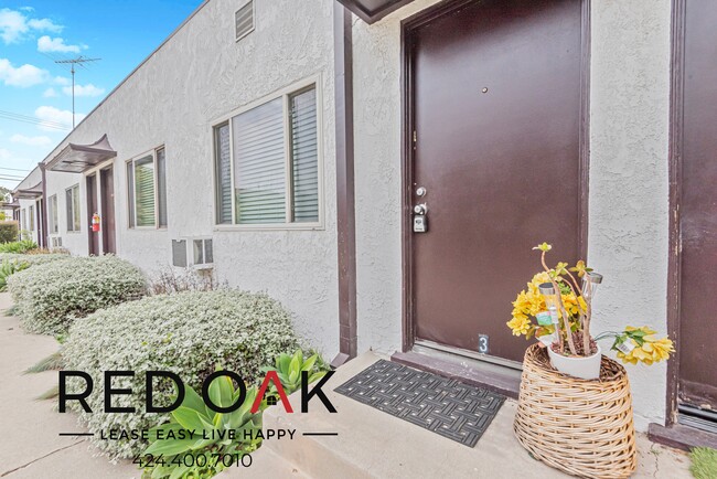 Building Photo - 2437 S Centinela Ave