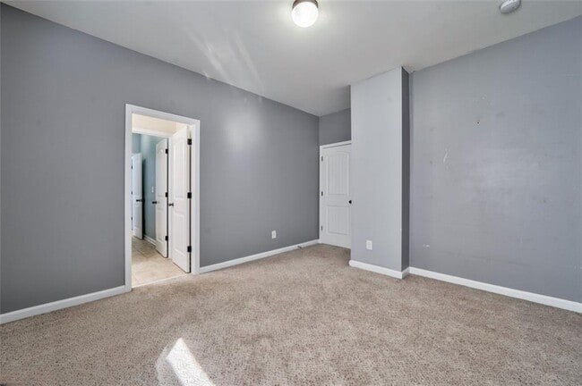 Building Photo - 5390 Breckinridge Ln