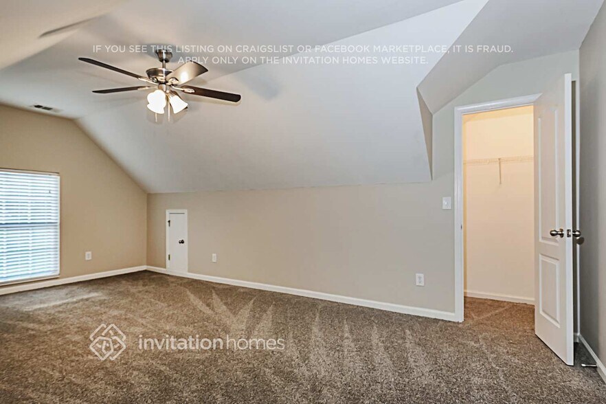 Building Photo - 4319 Rainer Dr