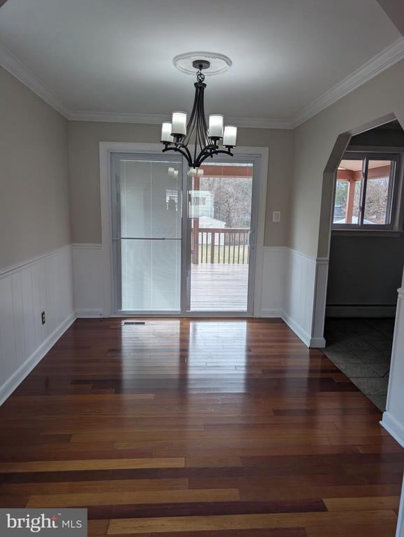 Building Photo - 5711 Berwyn Rd