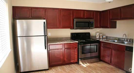 Kitchen - Northwoods Apartments