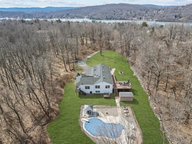 Building Photo - 10 Vernon Dr