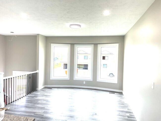 Building Photo - Newly rebuilt house in the heart of Elkhorn