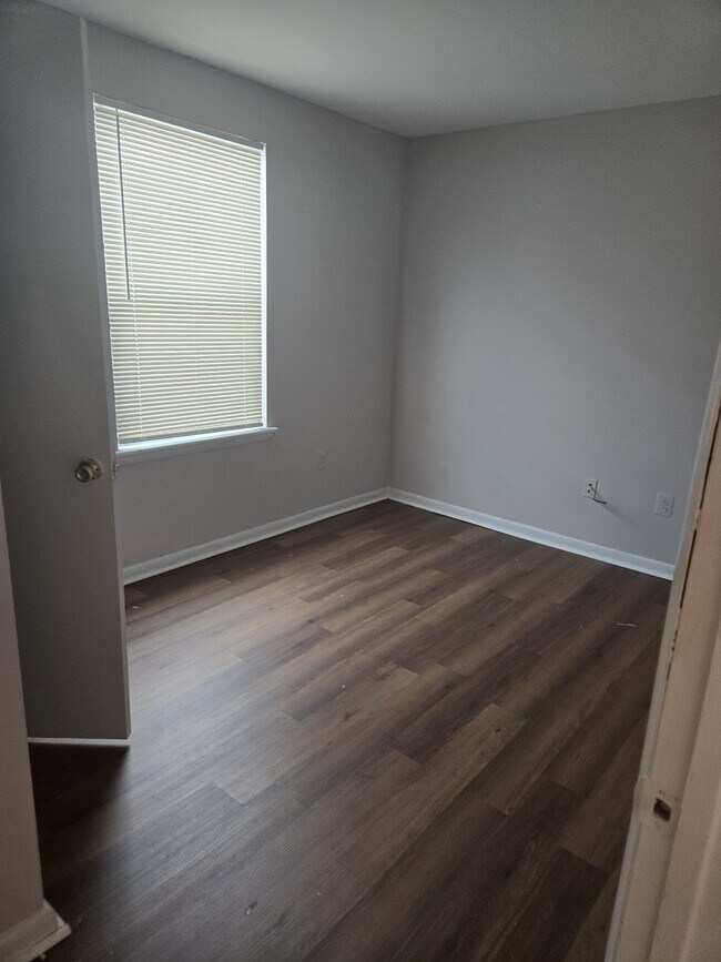 Building Photo - 881 N 41st St