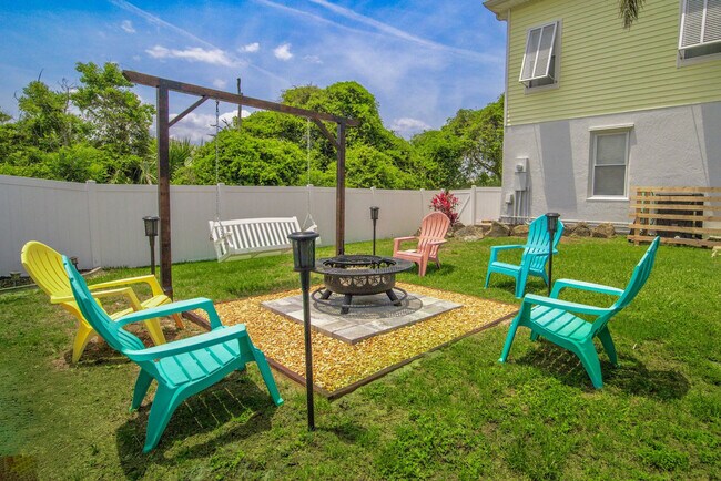 Building Photo - 42 Moody Dr