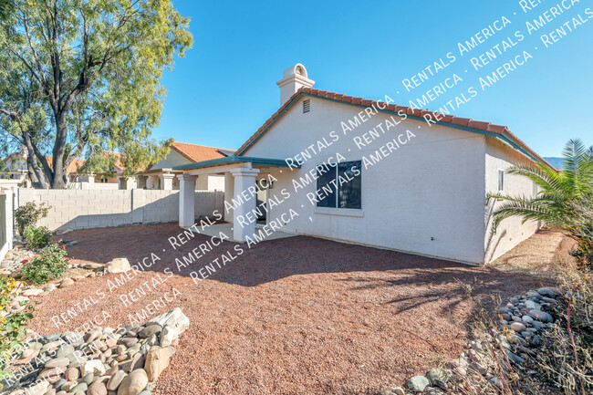 Building Photo - 12333 N Brightridge Dr