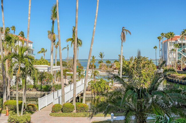Building Photo - 350 Gulf of Mexico Dr
