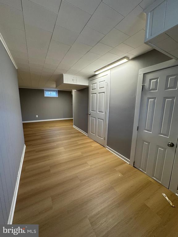 Building Photo - 8031 Wynbrook Rd