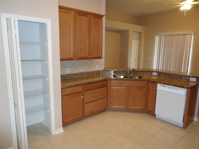 Building Photo - 10209 Tapestry Key Ct