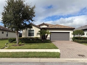 Building Photo - 530 Fire Bush Ct