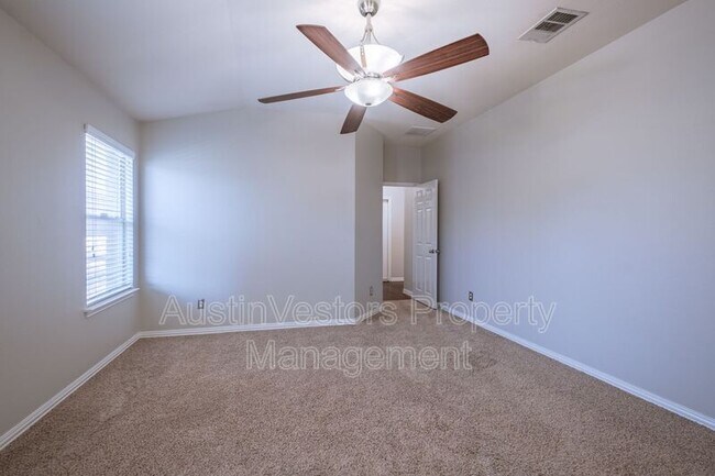 Building Photo - 645 Fort Thomas Pl