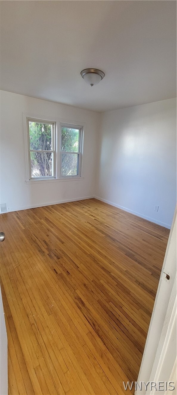 Building Photo - 3553 Sherwood Ave