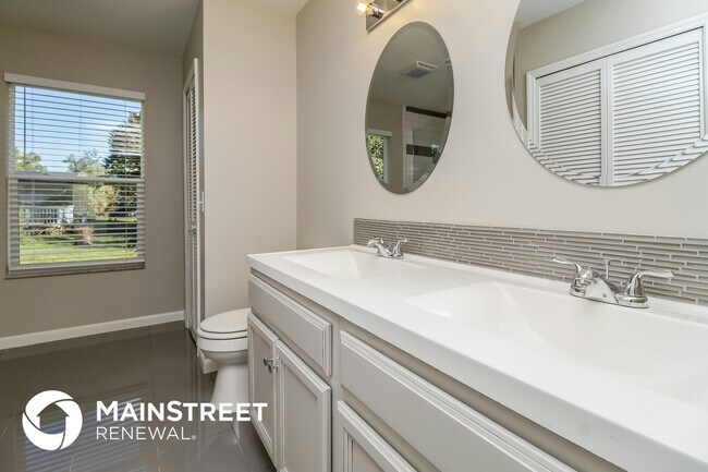 Building Photo - 5025 Log Wagon Rd