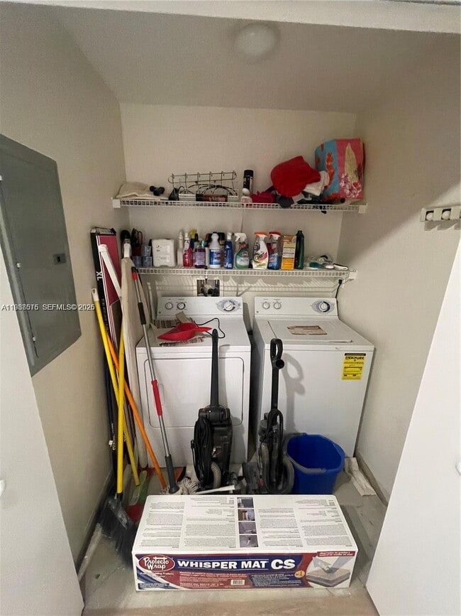 Building Photo - 2001 S Biscayne Blvd