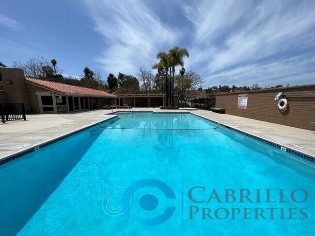 Building Photo - 2419 Fieldlane Pl