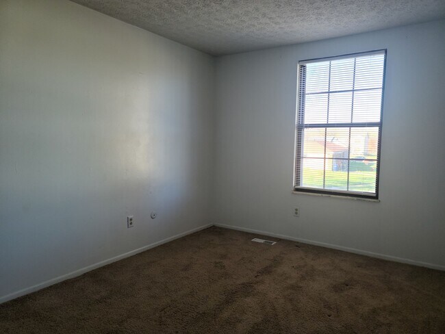 Bedroom three - 4848 Charlton Ct