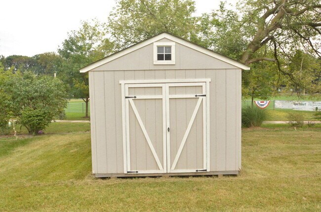 Building Photo - 1829 Maradona Dr