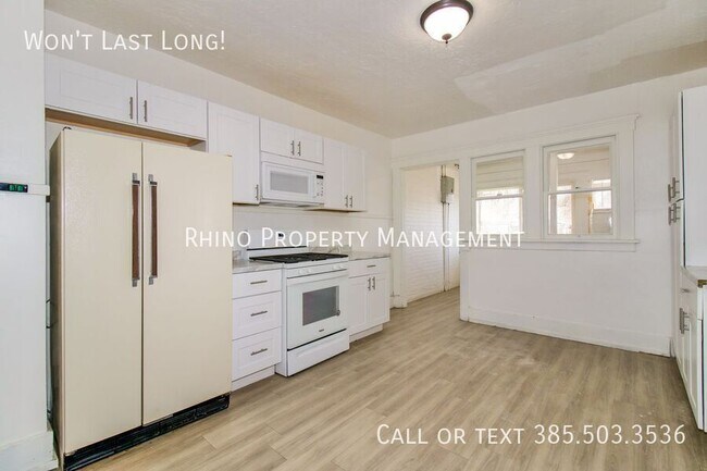 Primary Photo - 3224 Adams Ave