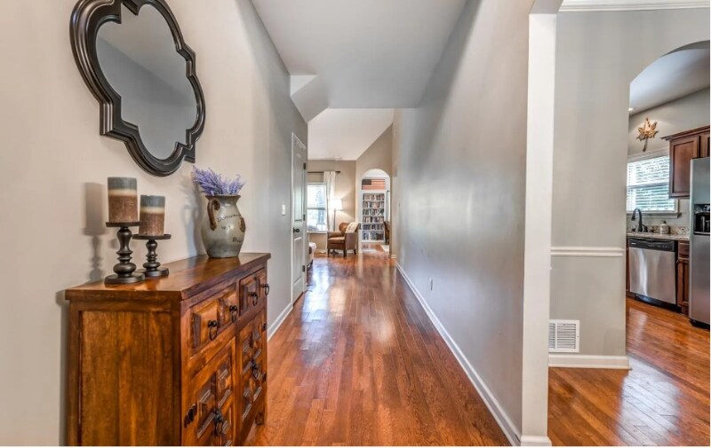 Building Photo - 10165 Carly Dr