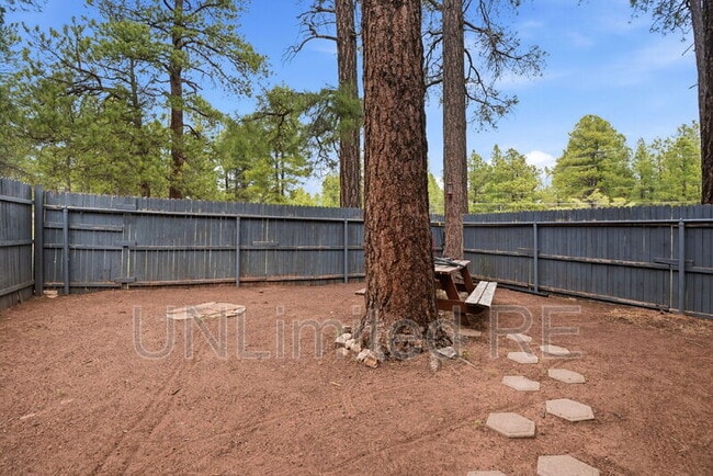 Building Photo - 4553 S Lake Mary Rd