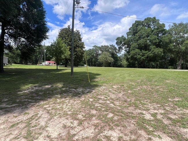 Building Photo - 7200 FL-85