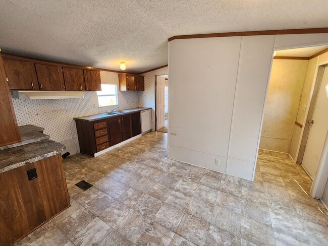 Building Photo - 1136 McPherson Valley Rd