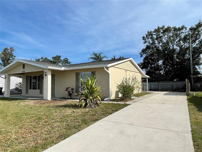 Building Photo - 6185 Deming Ave