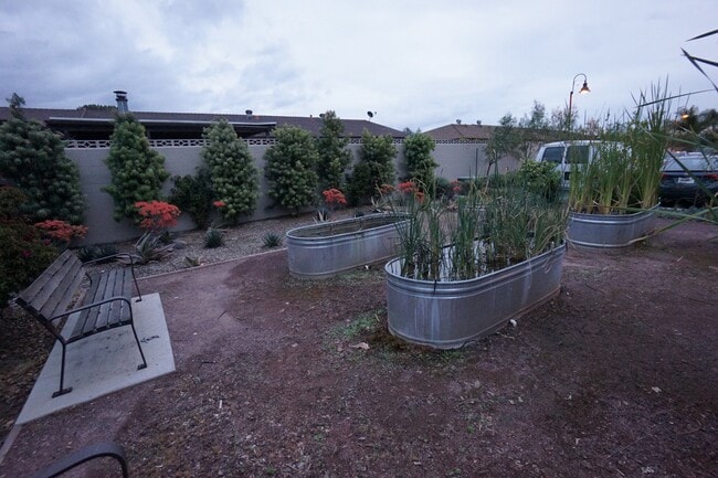 Building Photo - 2 Story Home 3 bedroom 2.5 bath in Glendora