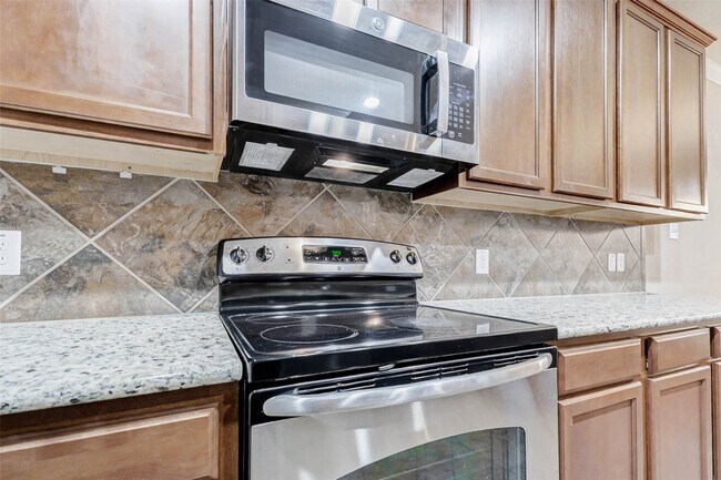 Building Photo - 24558 Folkstone Cir