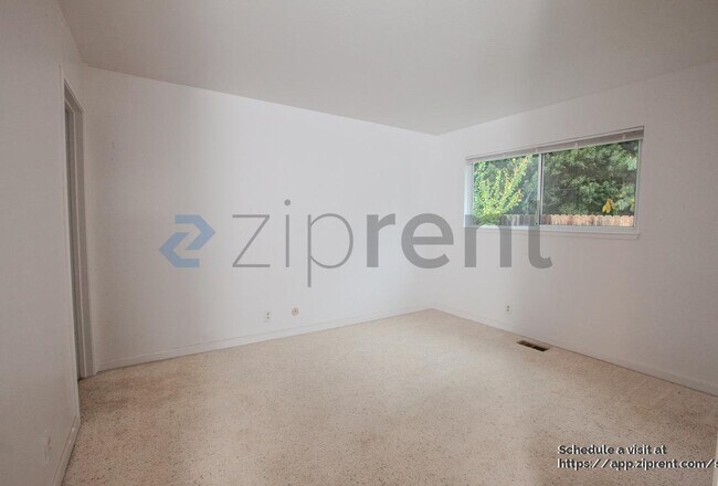 Building Photo - 3040 Blane Way