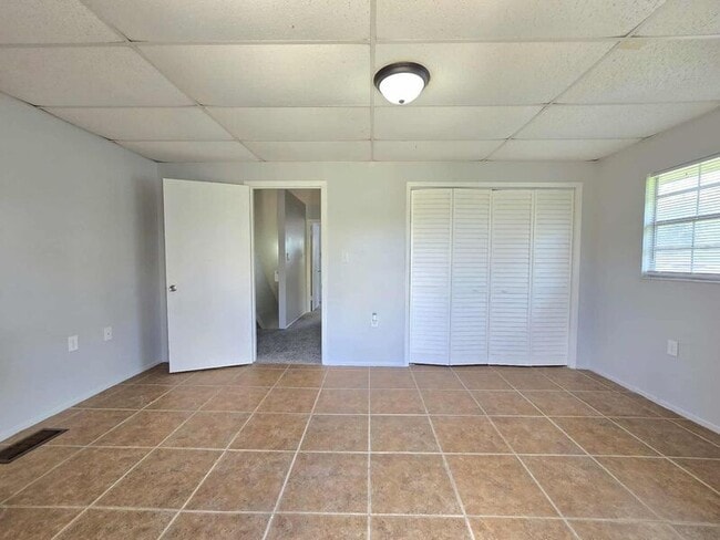 Building Photo - 2830 8 Iron Dr