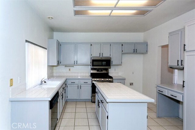 Building Photo - 12529 Caballero Ct