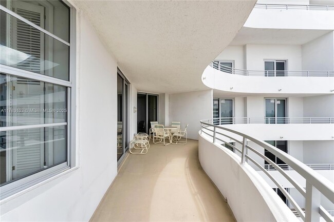 Building Photo - 5555 Collins Ave