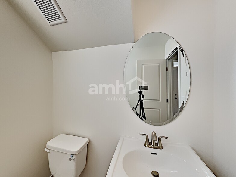 Building Photo - 12726 81st Ave Ct E