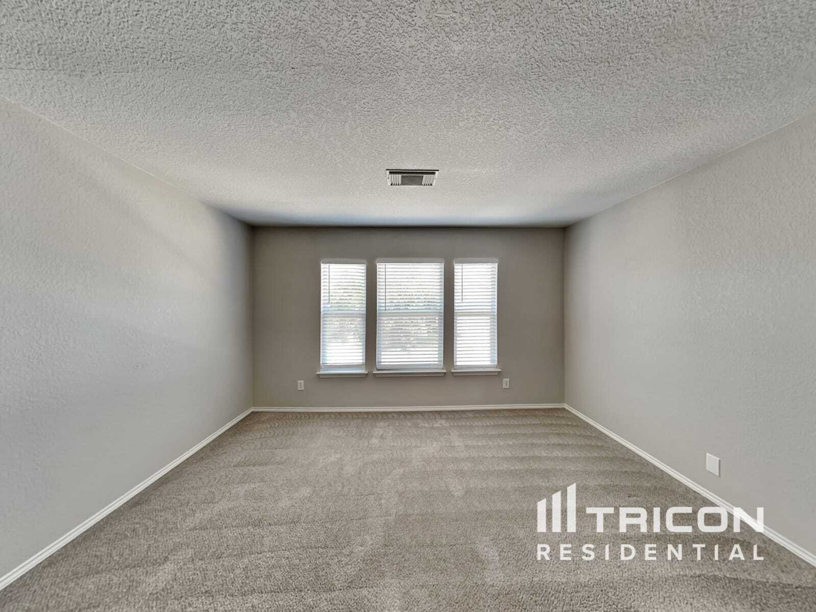 Building Photo - 7814 Cortland Oak
