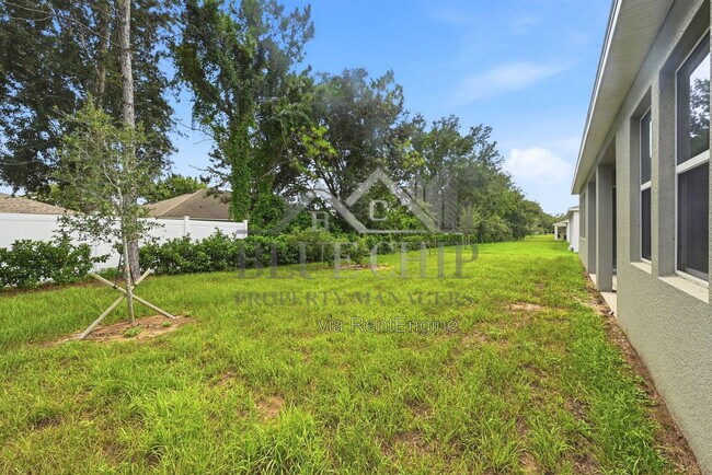 Building Photo - 3048 Country Side Dr