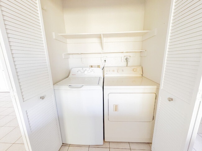 Building Photo - Punta Gorda Isles