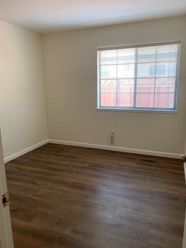 Building Photo - Morgan Hill Single Level Townhome