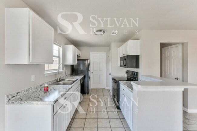 Building Photo - Come and live the good life in this beautiful 4 bedroom, 2 bathroom home