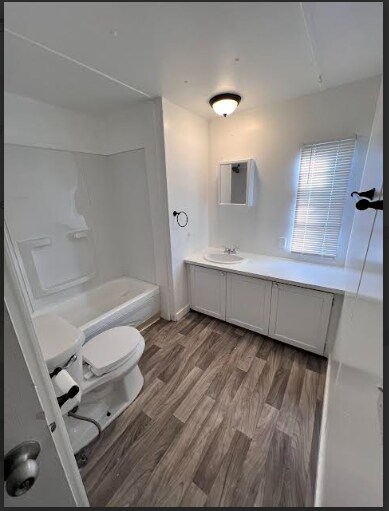 Building Photo - 15770 E Colfax Ave