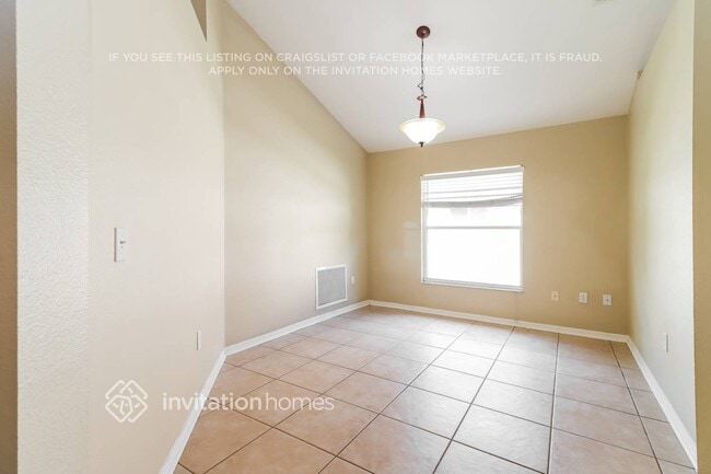 Building Photo - 8944 Southbay Dr