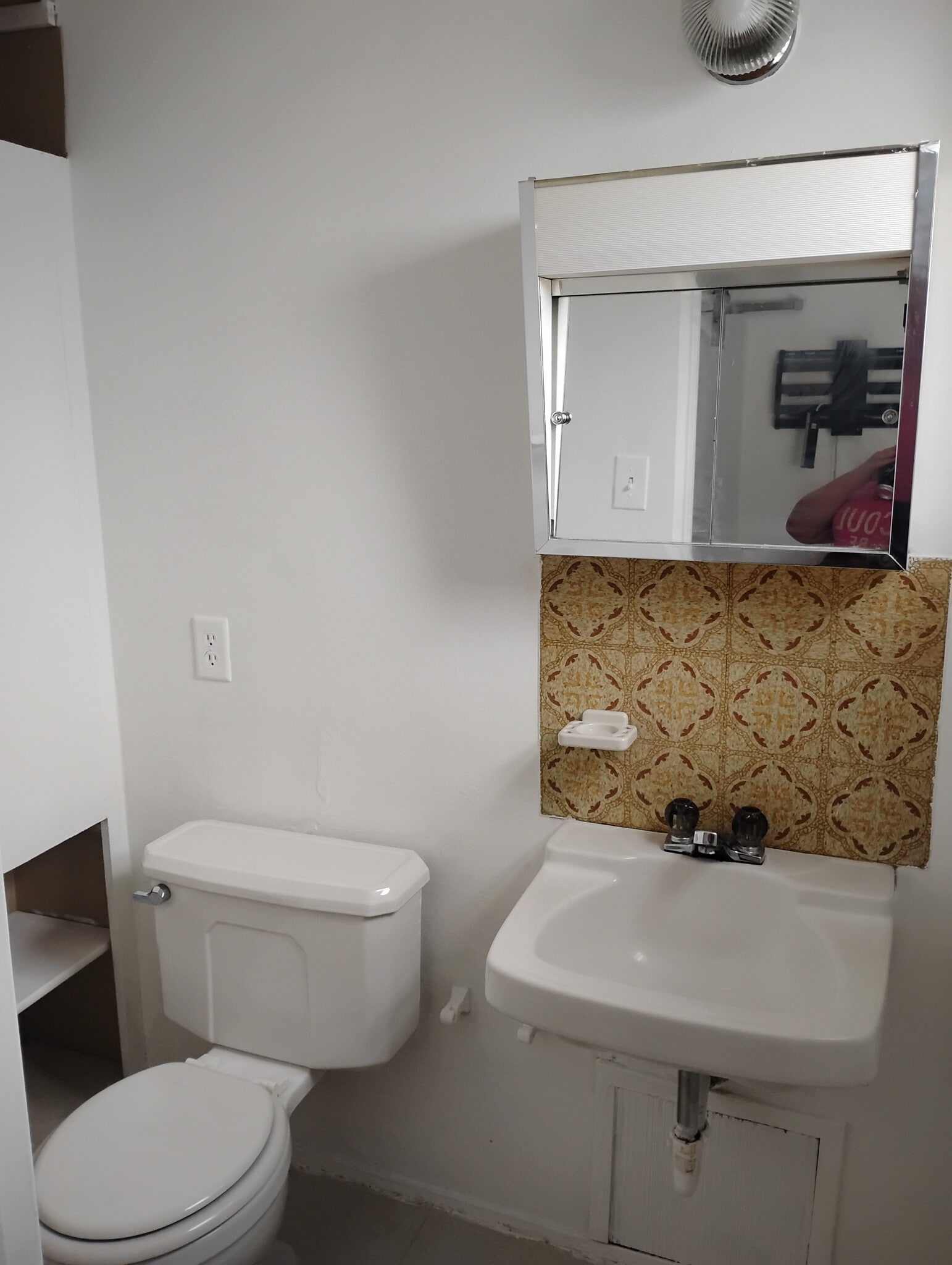 Building Photo - 5080 S 4420 W