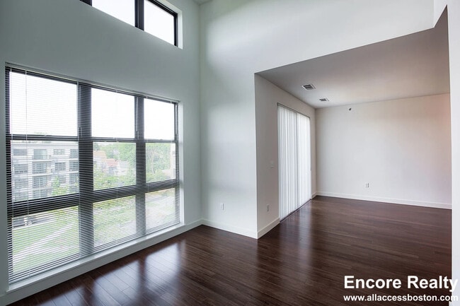 Building Photo - 1 Maxwells Green