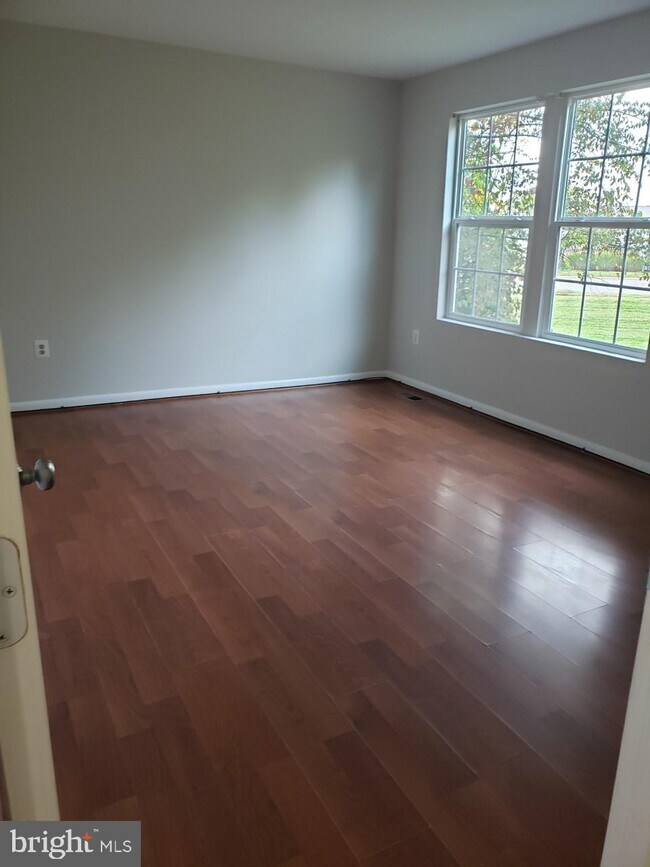 Building Photo - 924 Portia Ct