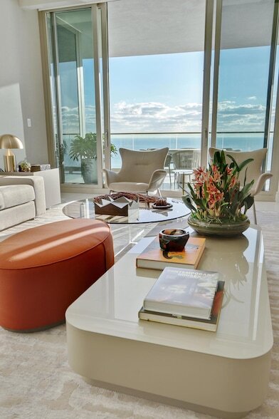 Building Photo - 17901 Collins Ave