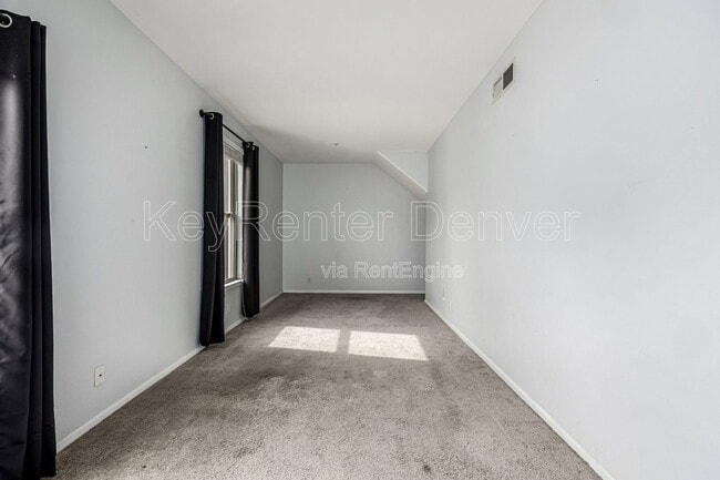 Building Photo - 837 E 17th Ave