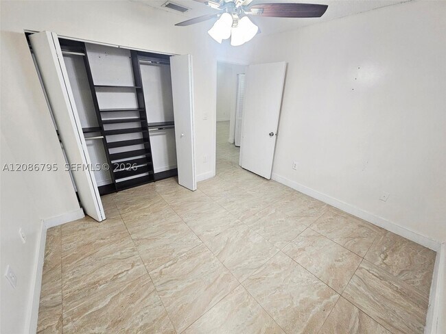 Building Photo - 9319 NW 121st St
