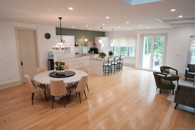 Building Photo - 9 Grey Fox Lane