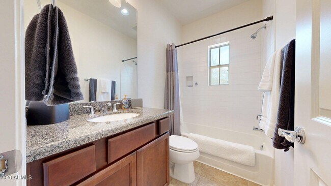 Building Photo - 3935 E Rough Rider Rd